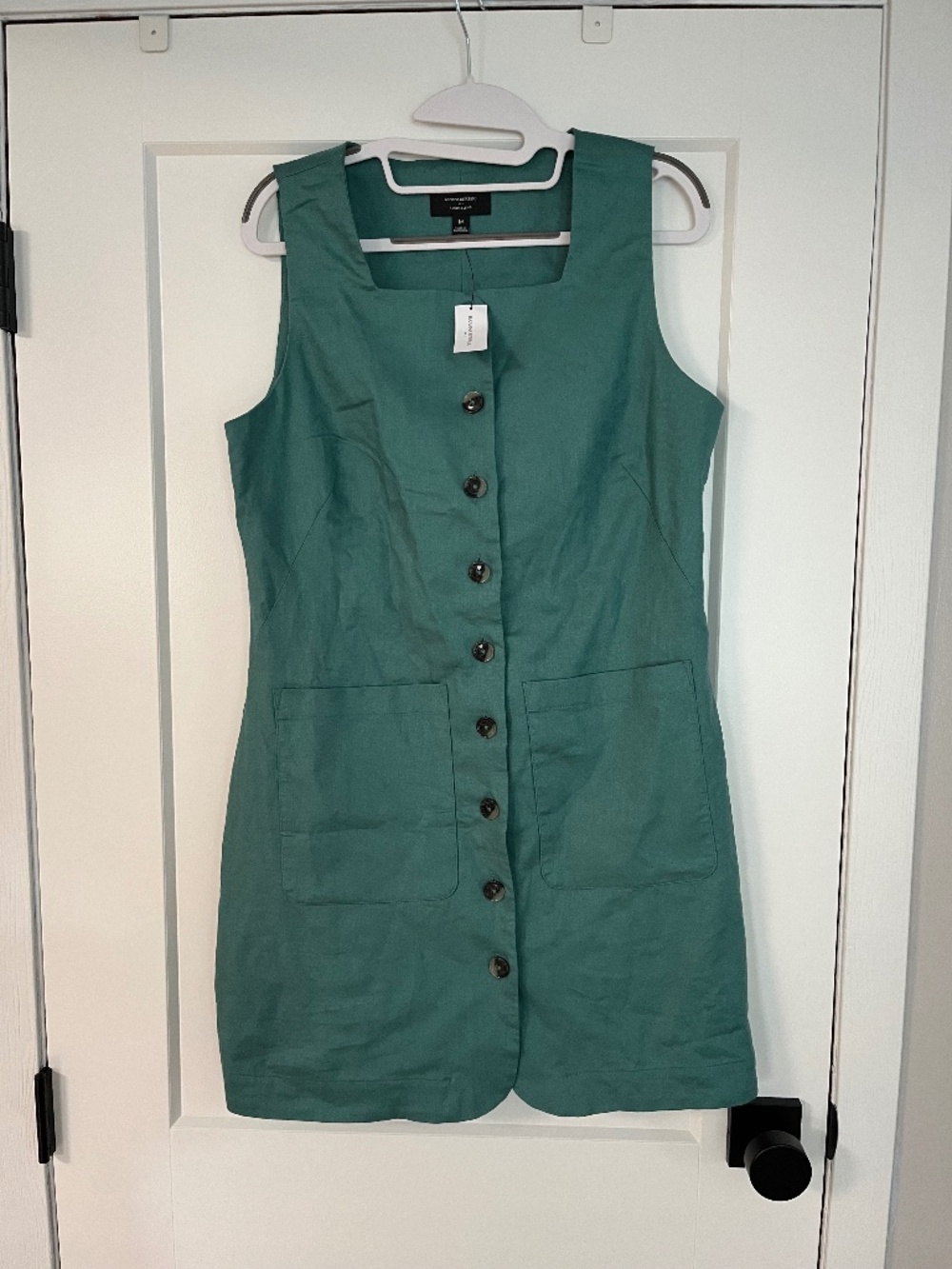 Green Bananna Republic dress